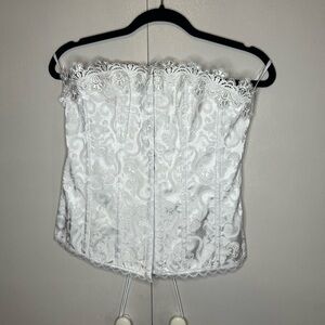 Frederick's of Hollywood - Women's White Corset